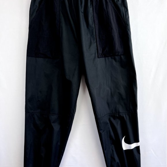 Nike Sportswear Tapered Jogger Pant - Picture 1 of 5